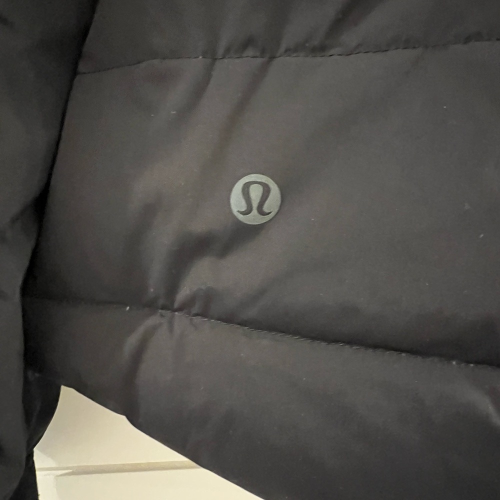 Lululemon Down for it all Black Jacket Size 8 - Picture 4 of 9